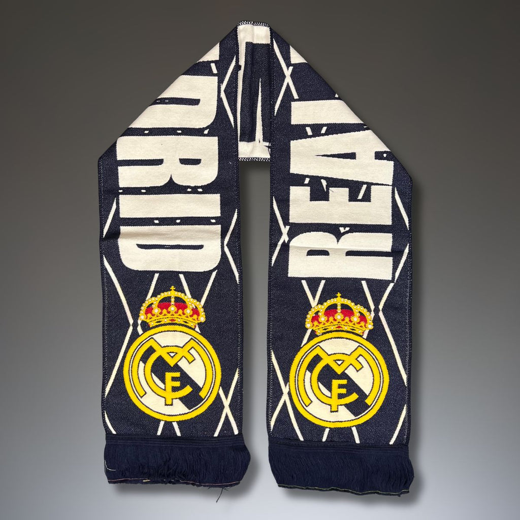 Real Madrid kötött sál, fekete