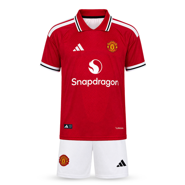Manchester United Gyerek Futballszerelés, Fernandes. 26/27