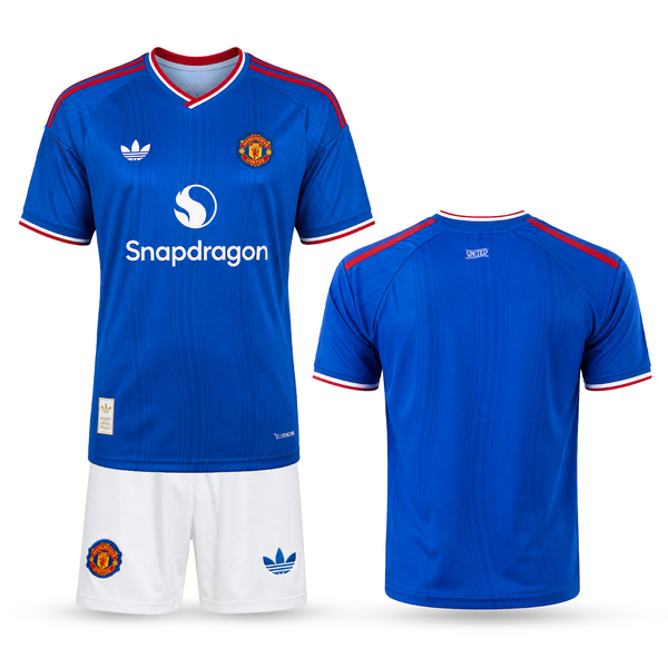 Manchester United Gyerek Futballszerelés. 26/27