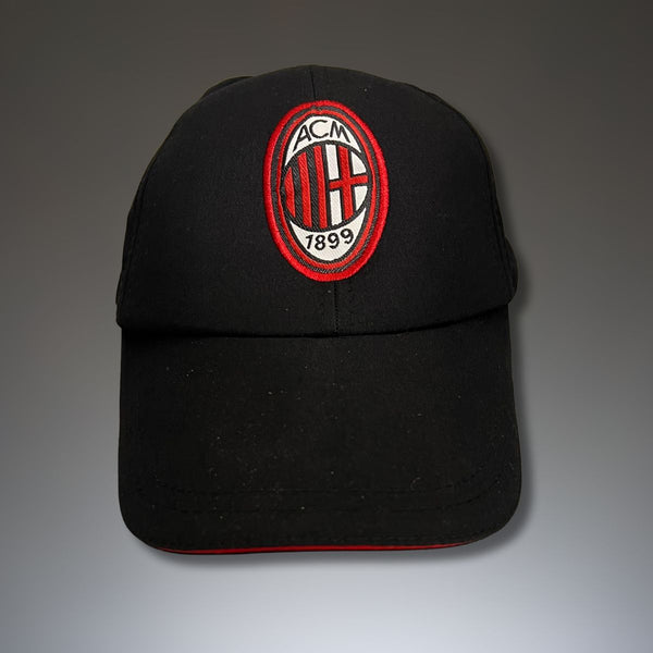 Milan címeres sapka, fekete