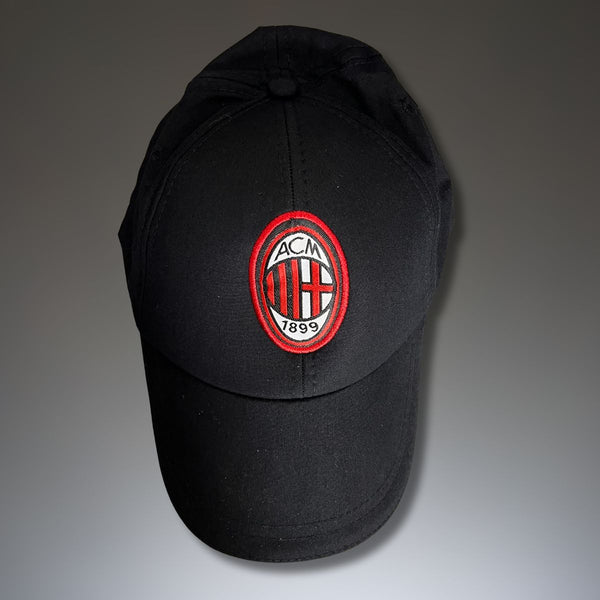 Milan címeres sapka, fekete