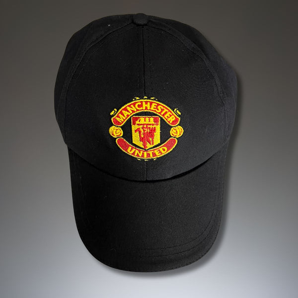 Manchester United címeres sapka, fekete