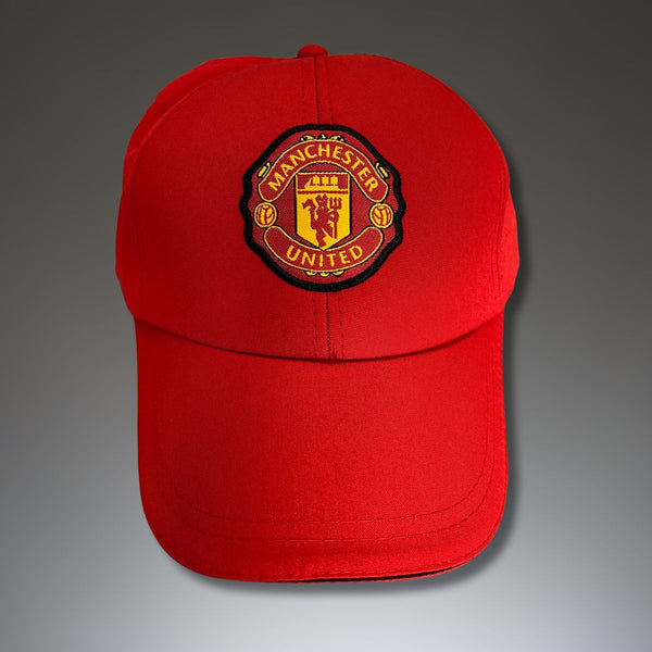 Manchester United címeres sapka, piros