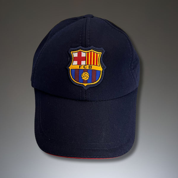 Barcelona címeres sapka, sötétkék