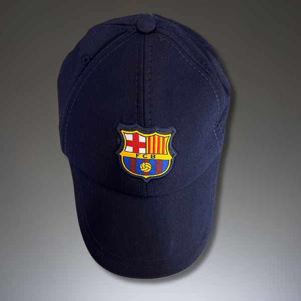 Barcelona címeres sapka, sötétkék