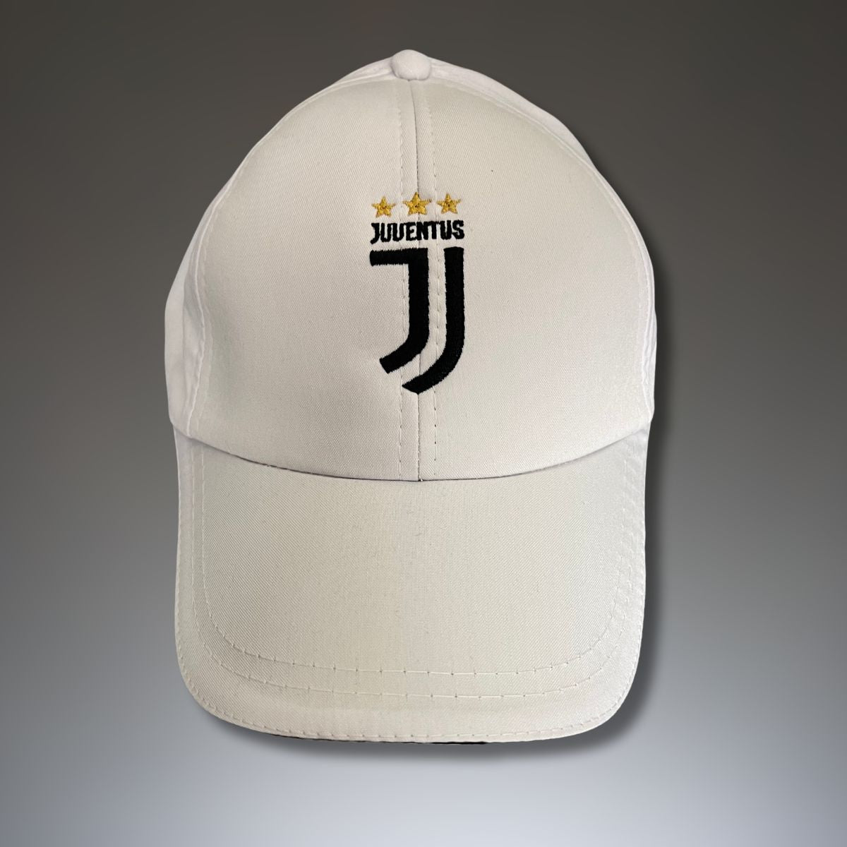 Juventus címeres sapka, fehér