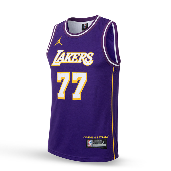 LA Lakers Férfi Kosárlabdamez, Dončić. Lila